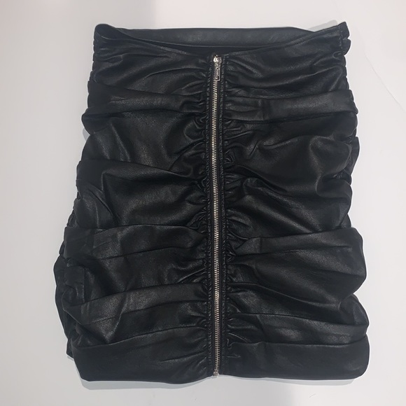 For Love and Lemons Ruched Black Pleather Skirt - Women’s Size Small - Picture 3 of 5
